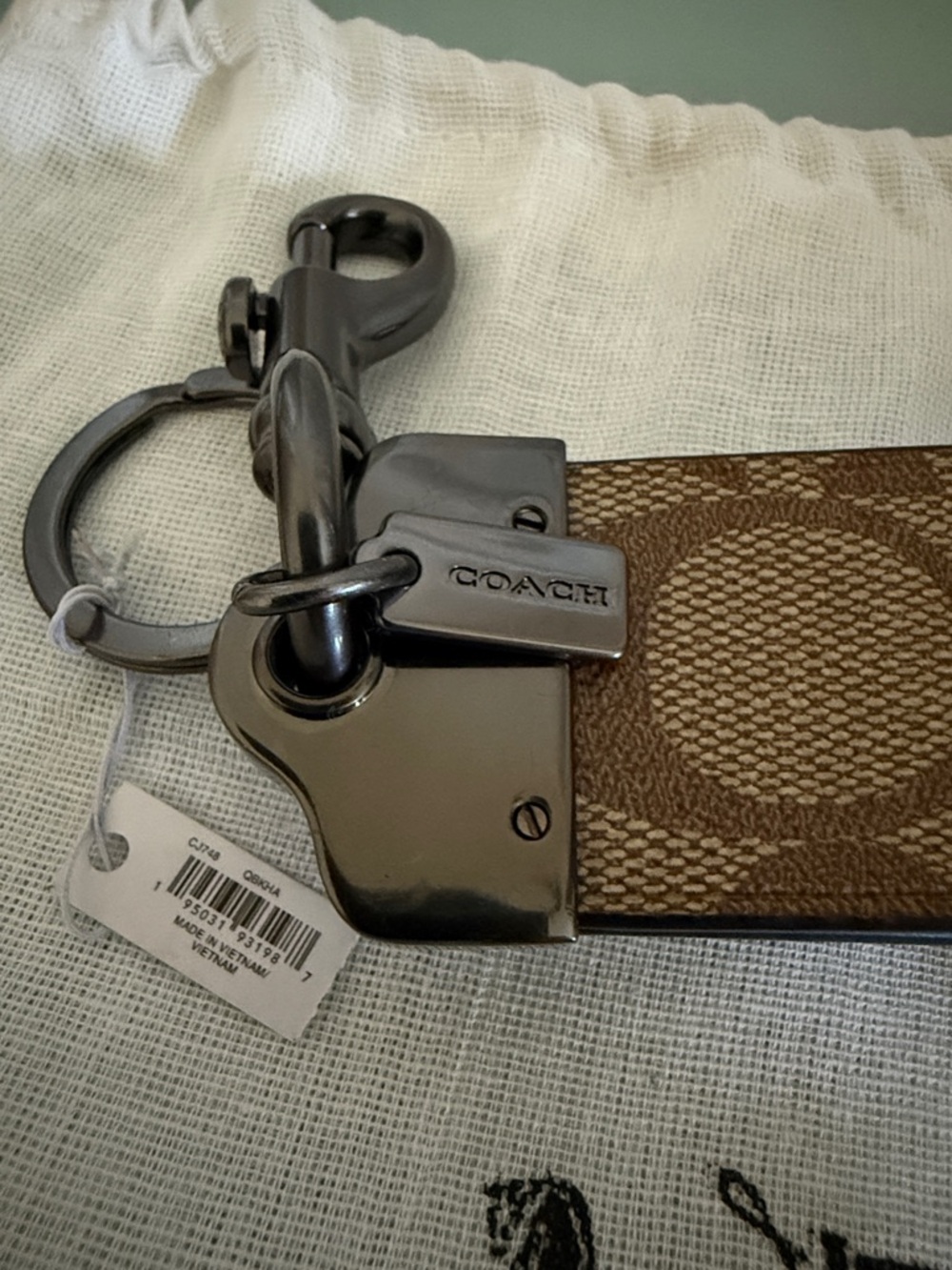 Coach KeyChain with Gunmetal Hardware NWT - Picture 2 of 5